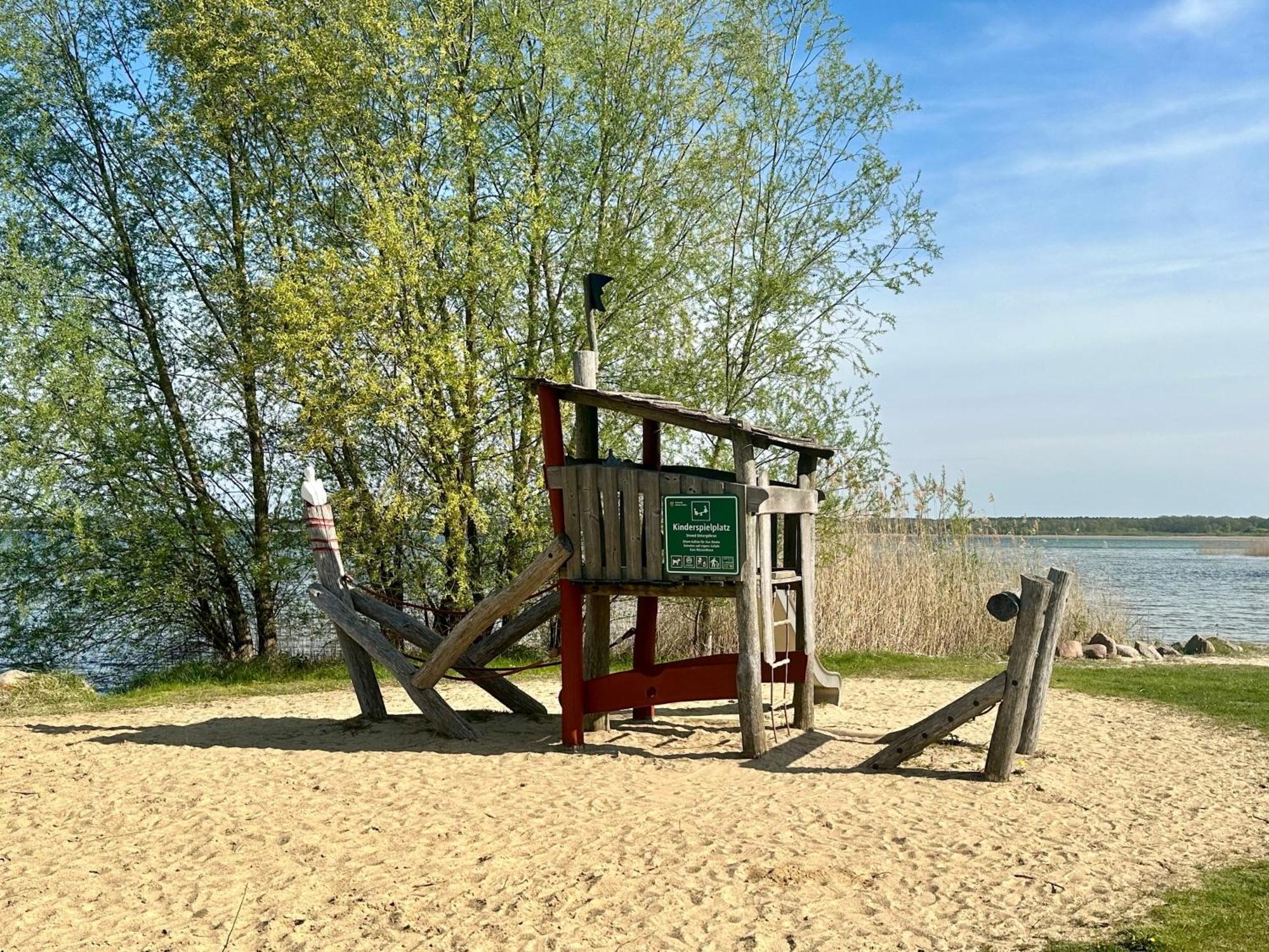 Göhren-Lebbin Kapitaens-Bungalow Am See מראה חיצוני תמונה
